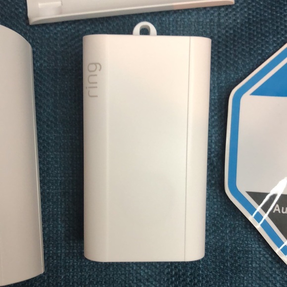 Complete Ring Alarm System (1st Gen) - Picture 9 of 13